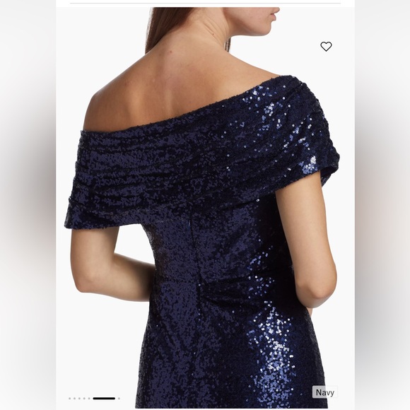 NWT Elegant off the shoulder gown - Picture 6 of 6